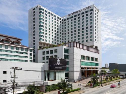 โรงแรมริชมอนด์ สไตลิช คอนเวนชั่น (Richmond Stylish Convention Hotel)